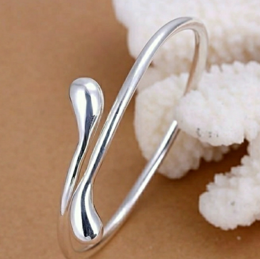 925 Sterling Silver Jewelry Set - Picture 2 of 3